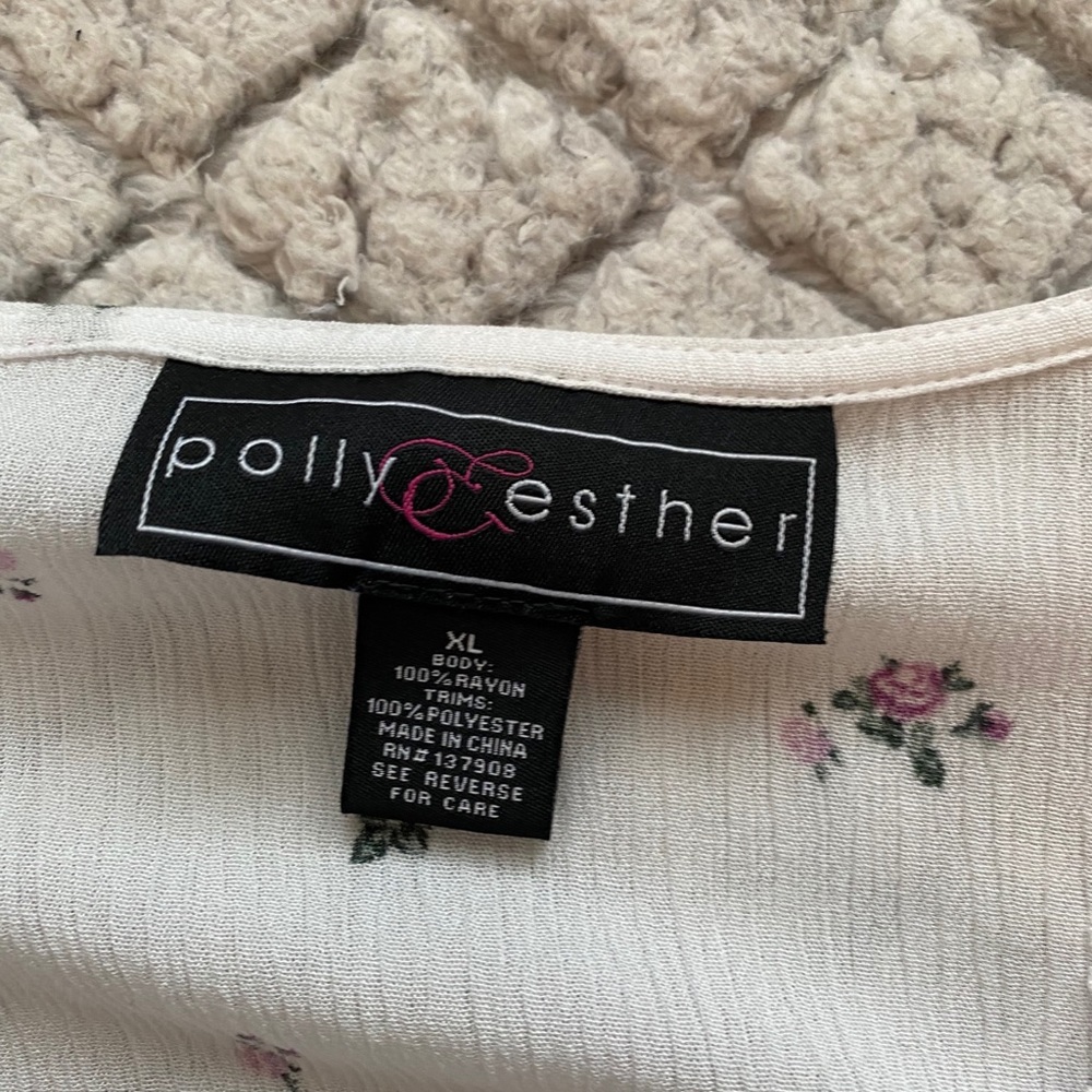 blouse - Picture 2 of 2